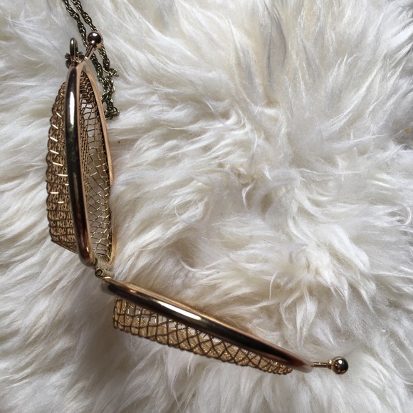 Egirl punk tiny cage clutch on chain gold vintage - Picture 4 of 12